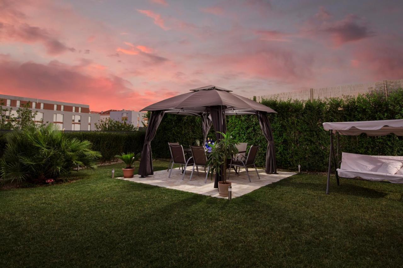 Sunny Garden Adria Lägenhet Split Exteriör bild