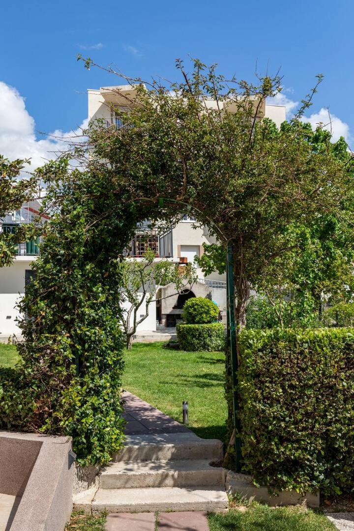 Sunny Garden Adria Lägenhet Split Exteriör bild